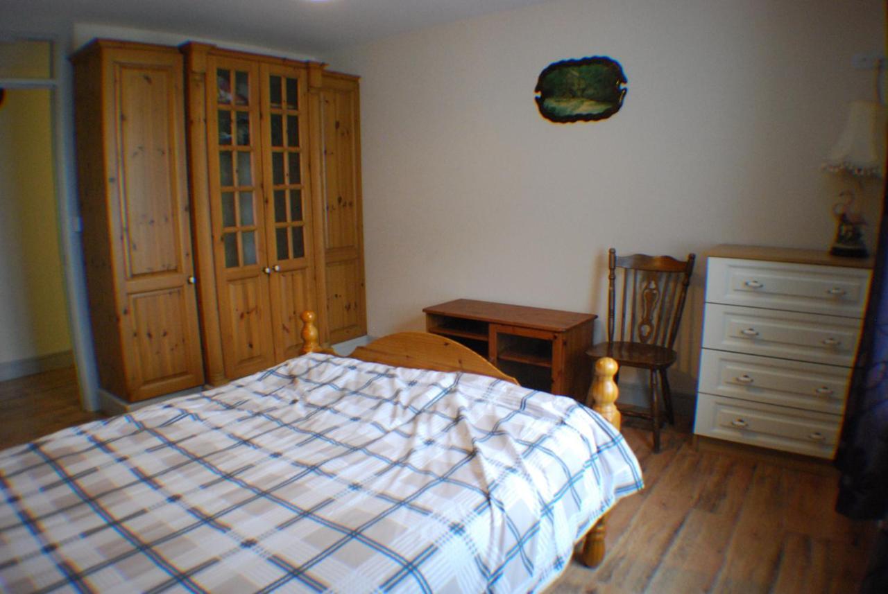 Cosy 2-Bed Cottage In Sligo 恩尼斯克朗 外观 照片